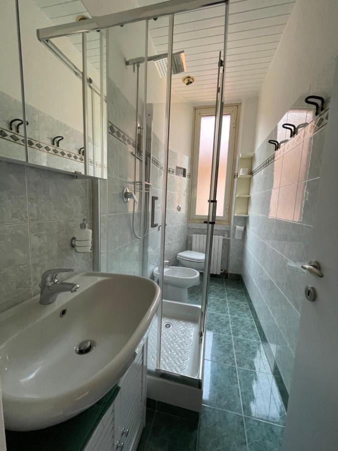 Appartement De Sura - La Terrazza Sul Naviglio à Milan Extérieur photo